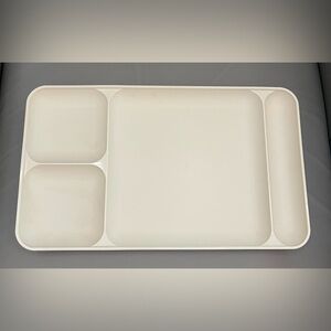 VTG Tupperware Almond-Colored, Divided, Cafeteria-Style Tray